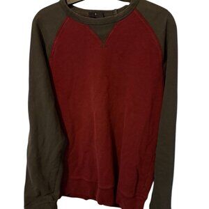 GAP Men’s Medium Long Sleeve Sweatshirt – Burgundy & Grey